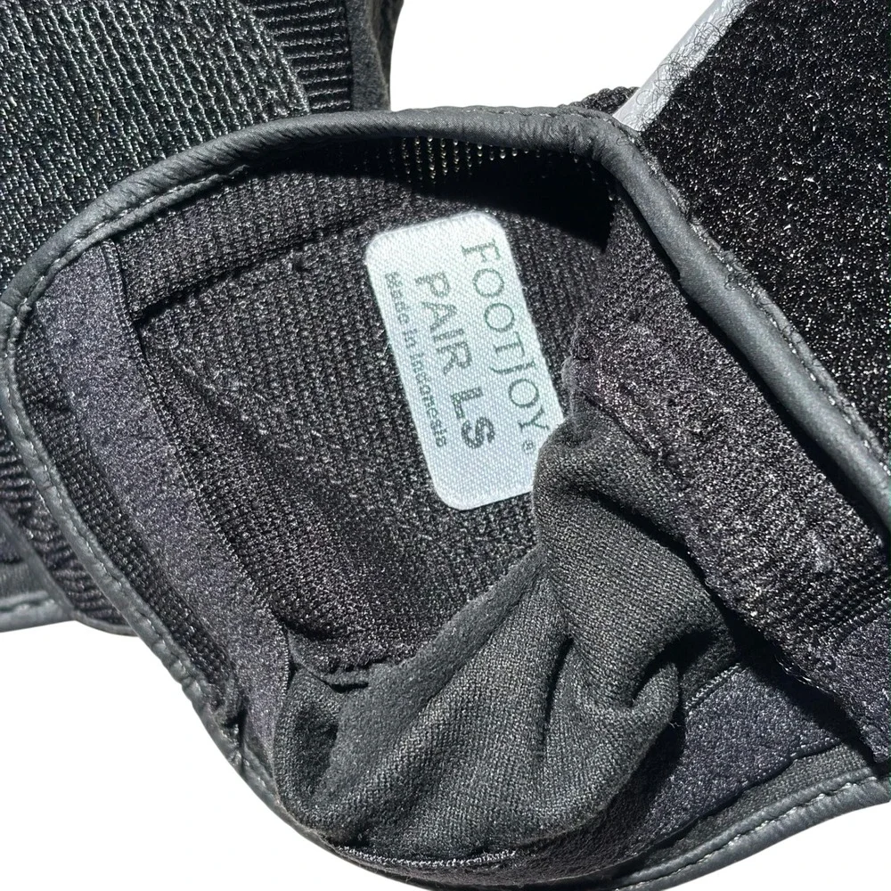 FootJoy Women's Size S RainGrip Golf Gloves Black Wet Weather Pair